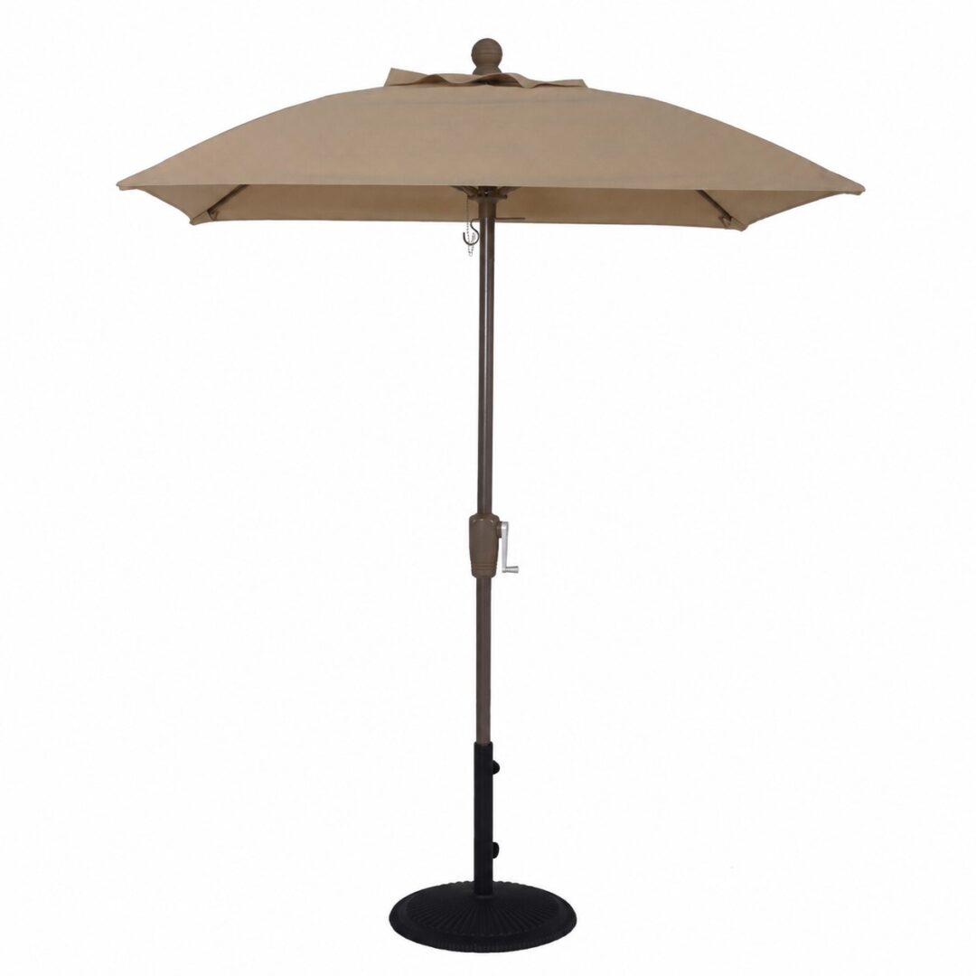 5.5′ Square Crank-To-Lift Fiberglass Rib Market Umbrella